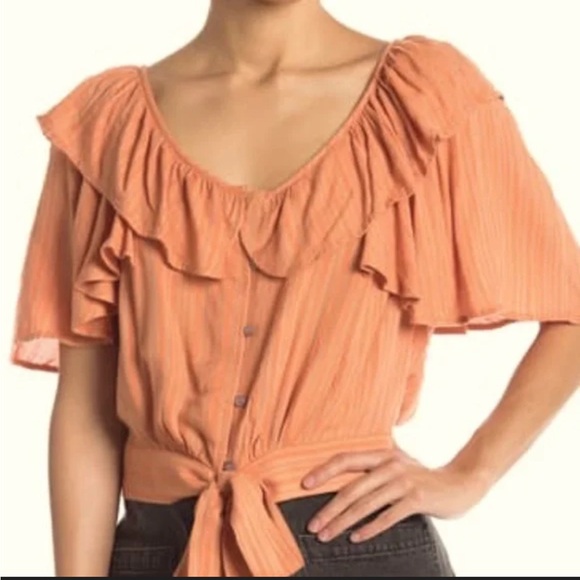 Free People Tops - Free People "The Ramona tie-waist top cropped blouse Ruffle Neck
Peach Color L